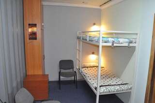 Хостелы Hostel 24 Алматы Кровать в общем 4-местном номере для мужчин и женщин-5